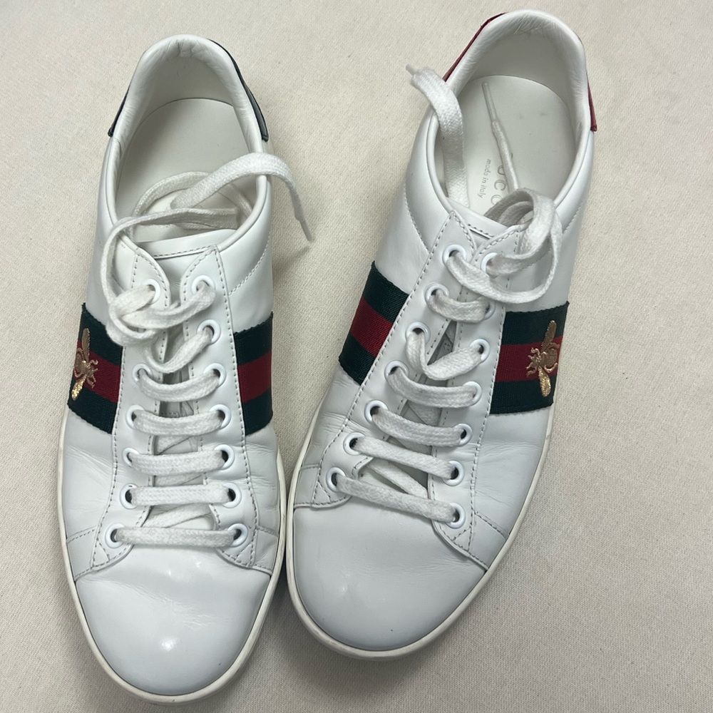 Gucci Ace Embroidered Bee White Low Top Sneakers